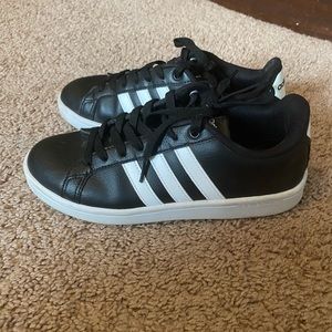 Like New Adidas grand court classics